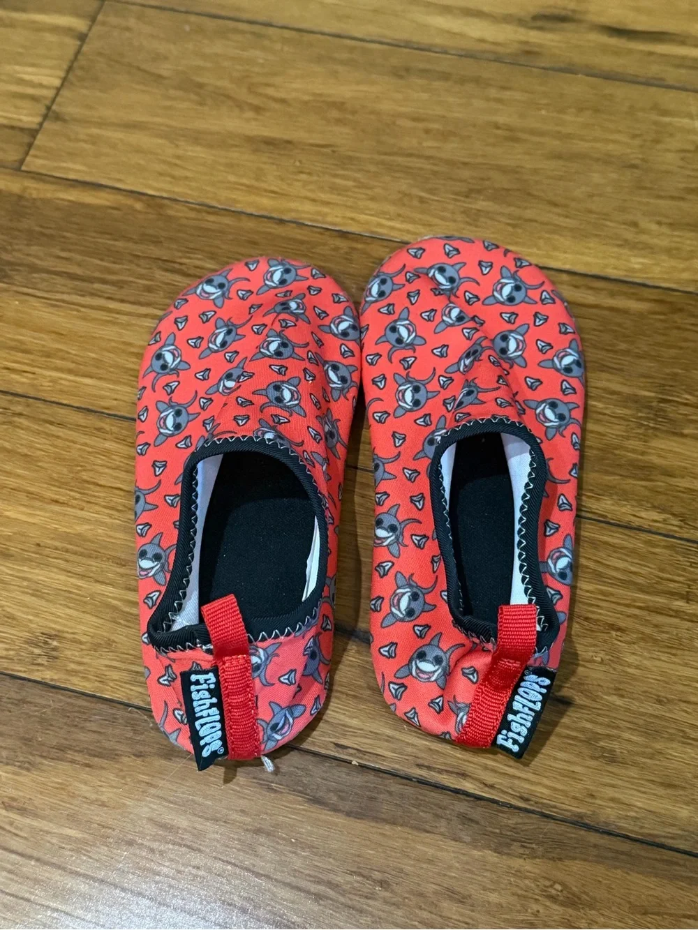Toddler Shark Fish Flop Water Socks Size 9/10